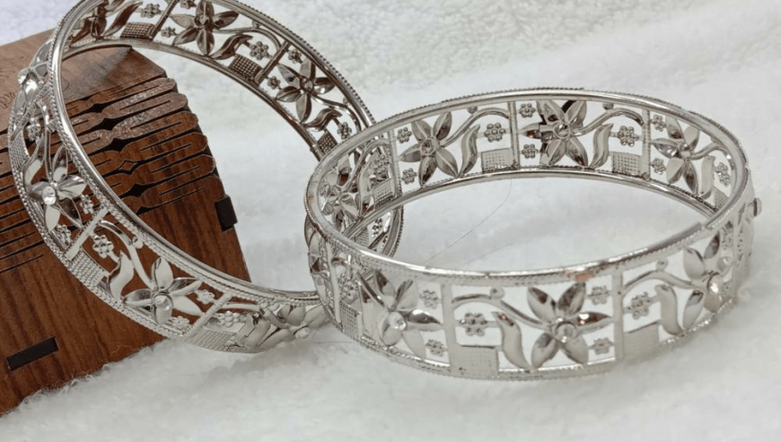 2 pcs Light weight matal kara set Silver by Zohanali Ali
