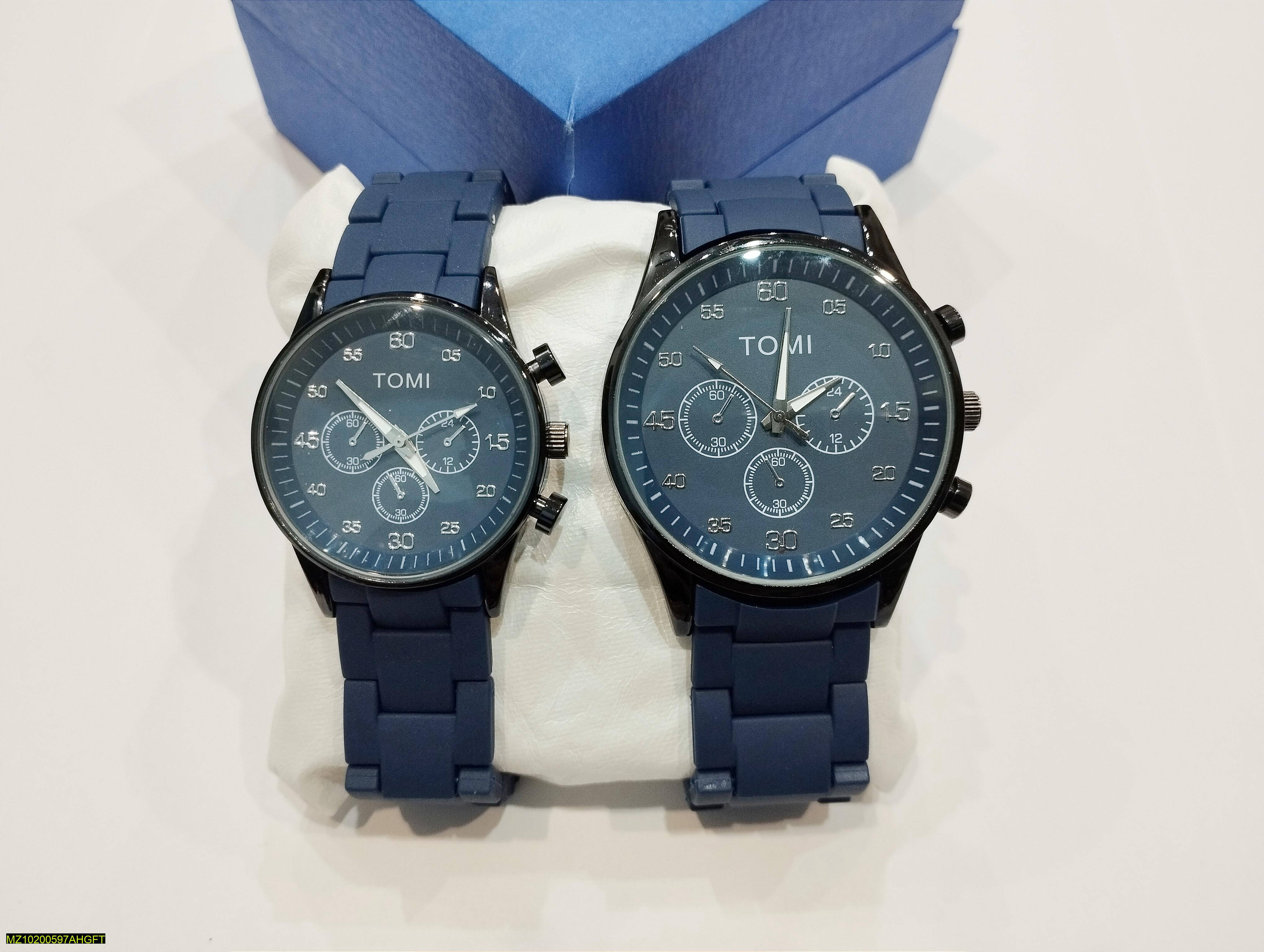 Couple’s casual analogue watch by ASAD Ali
