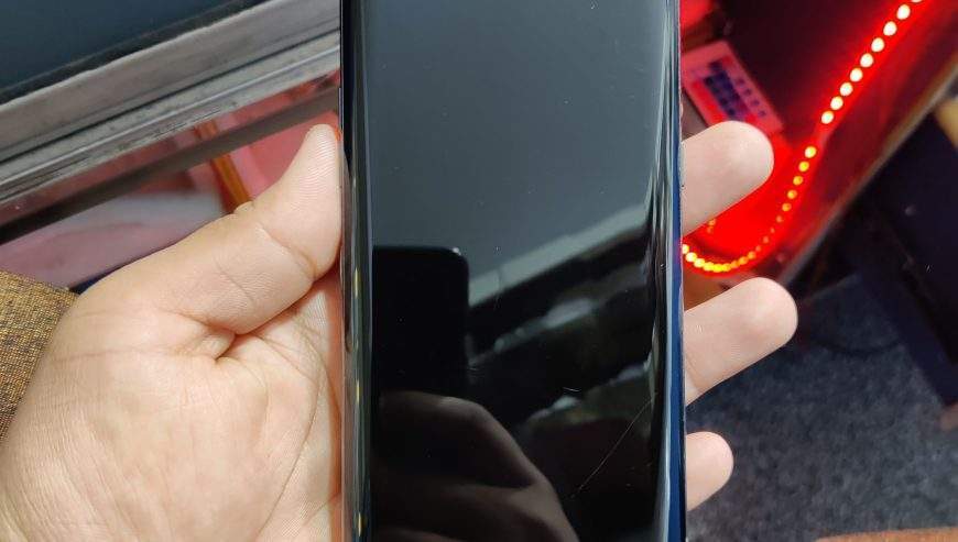 LG VELVET 5G T-MOBILE 6/128 GB 10/9.9,765 5G SANDRAGON 4300 MAH BATTER by Mobilestop. pk