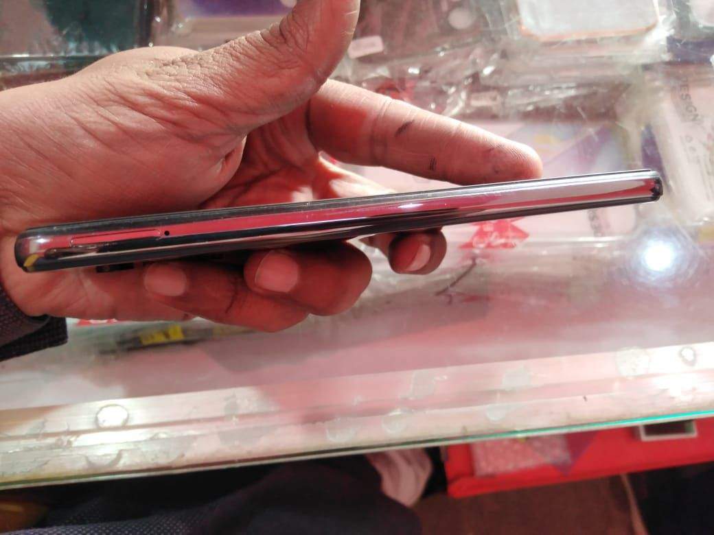 Samsung A 32 good condition 10/10 PTA approved .what’s app 03135117658 by Malik Sajid