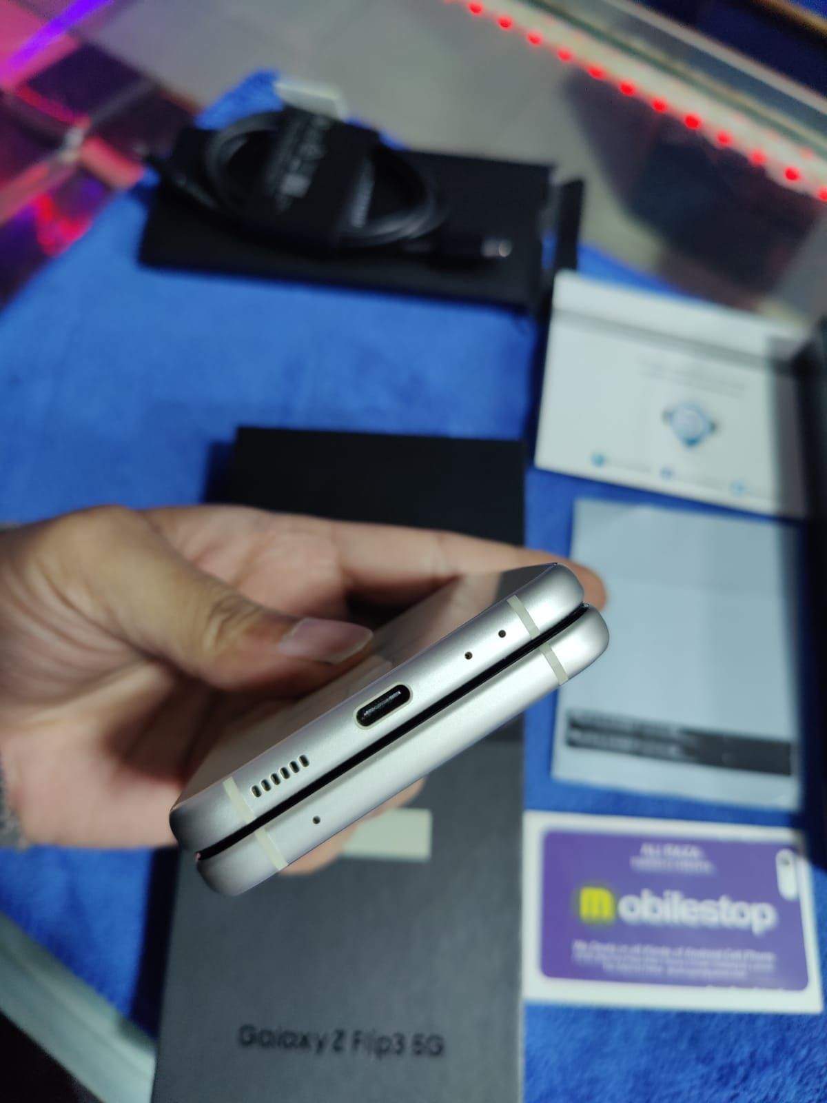 Samsung Z flip 3 official pta good condition front screen dot by Hassaan Rajpoot