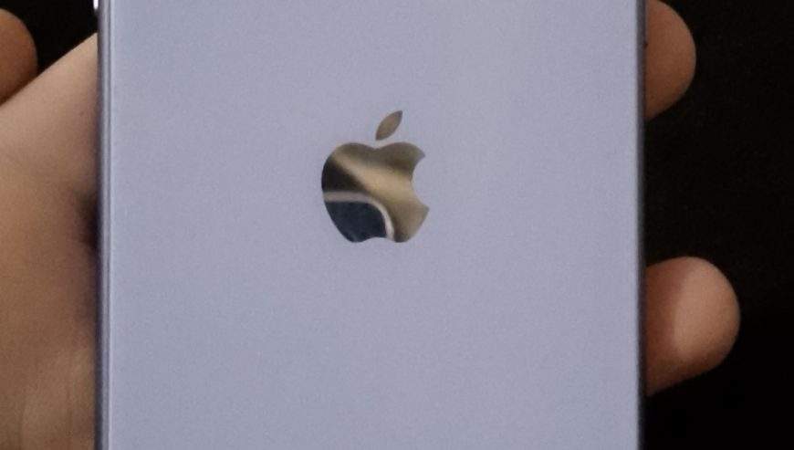 Iphone 11 Jv 64gb by Zeeshan Khan