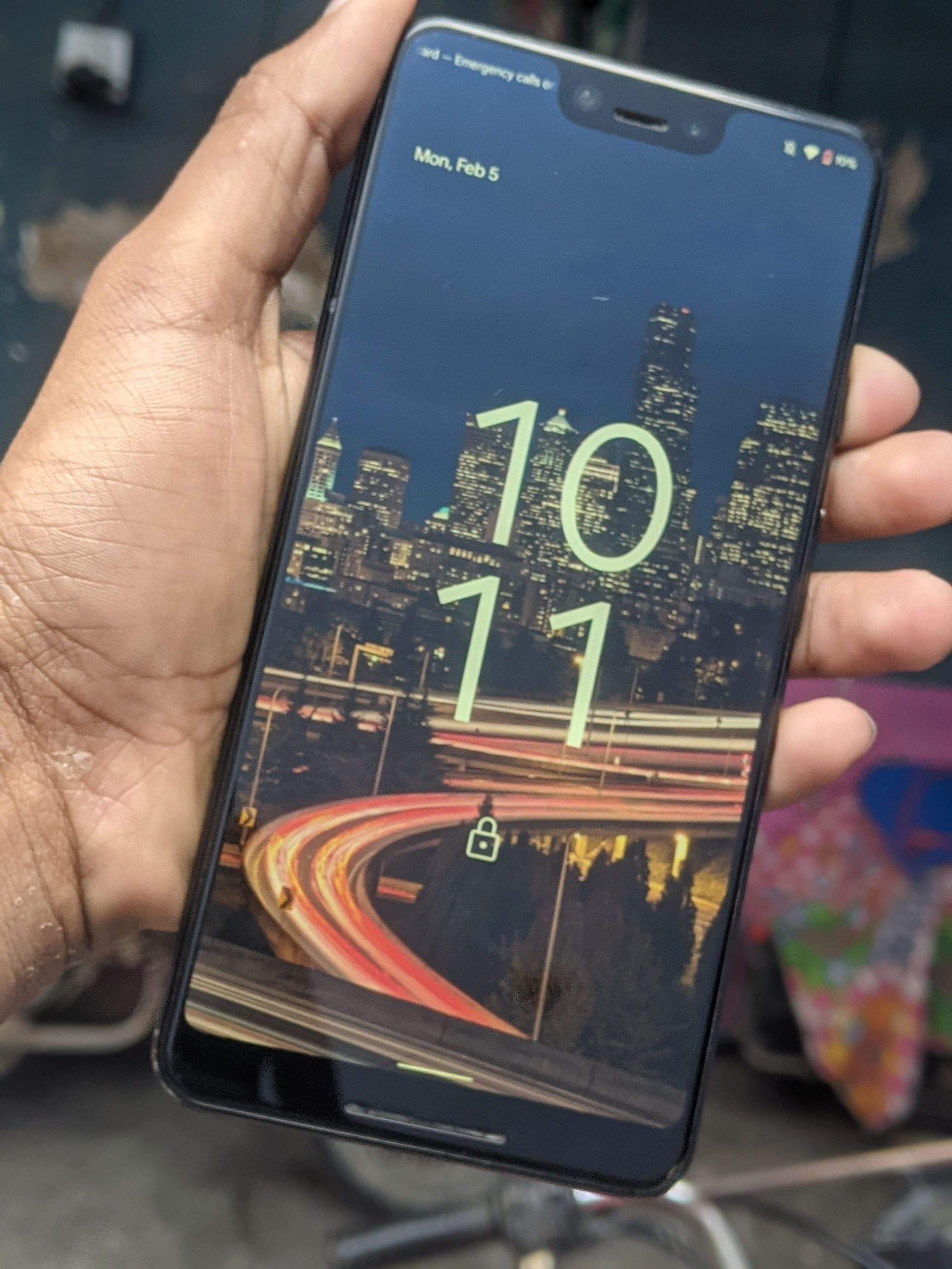 Pixel 3xl/4gb 64gb/exchange possible by Bari Solangi