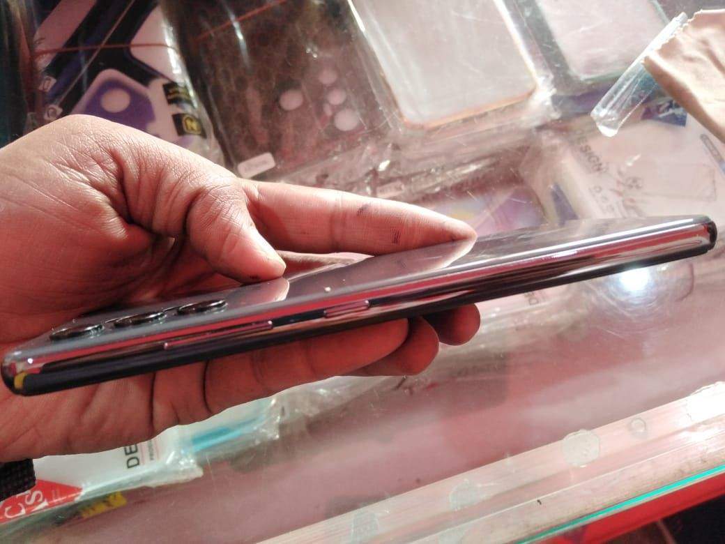 Samsung A 32 good condition 10/10 PTA approved .what’s app 03135117658 by Malik Sajid