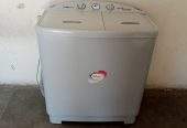Washing machine by yasir nawaz
