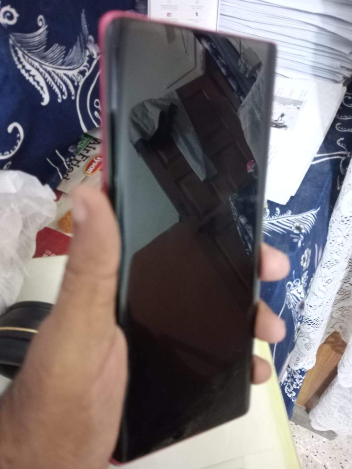 Lg valvate by Muhammad Tauqeer