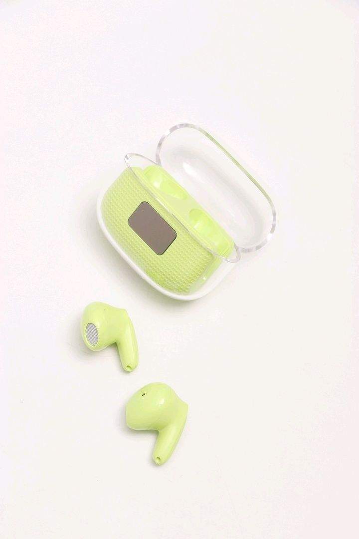 Airpuds by Abdullah Khan