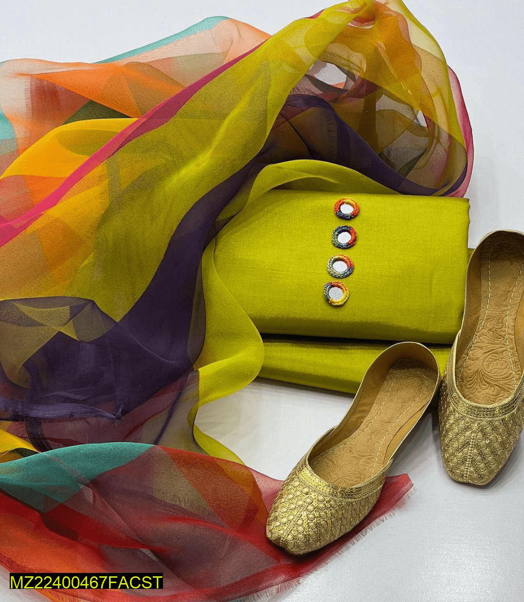 3pcs womans Suit with Khussa by Zohanali Ali