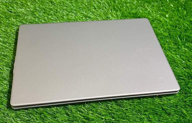 Acer C740 laptop by Ali raza shah