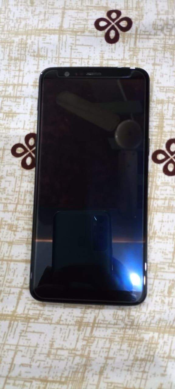 OnePlus 5T 6gb/64gb by Raja Bilal