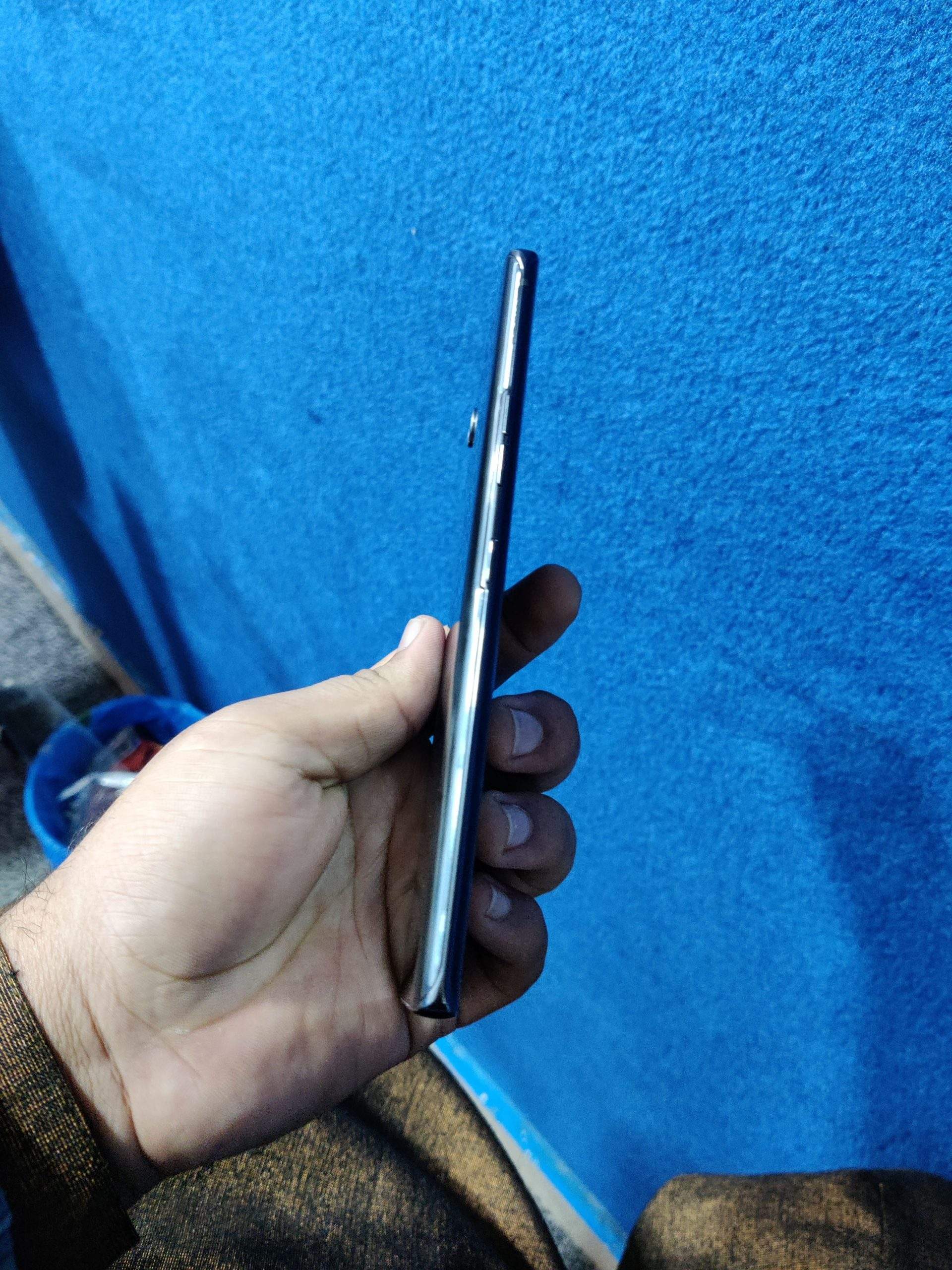 LG VELVET 5G T-MOBILE 6/128 GB 10/9.9,765 5G SANDRAGON 4300 MAH BATTER by Mobilestop. pk