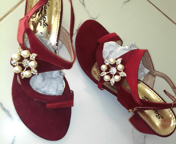Ladies Sendal by Rida ayan