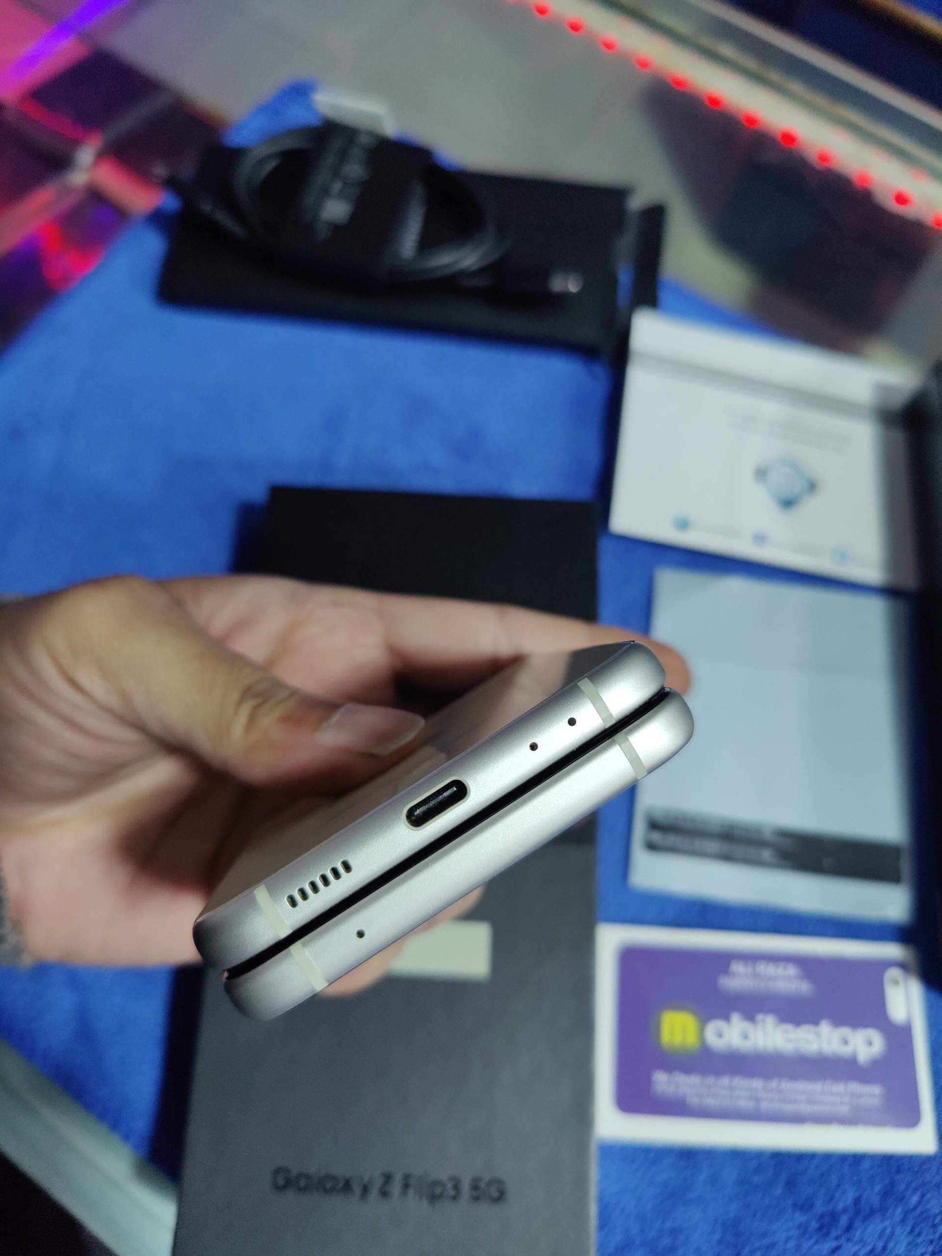 Samsung Galaxy Z Flip3 Dual sim , just One Pin Dott , Official PTA app by Ali Raza