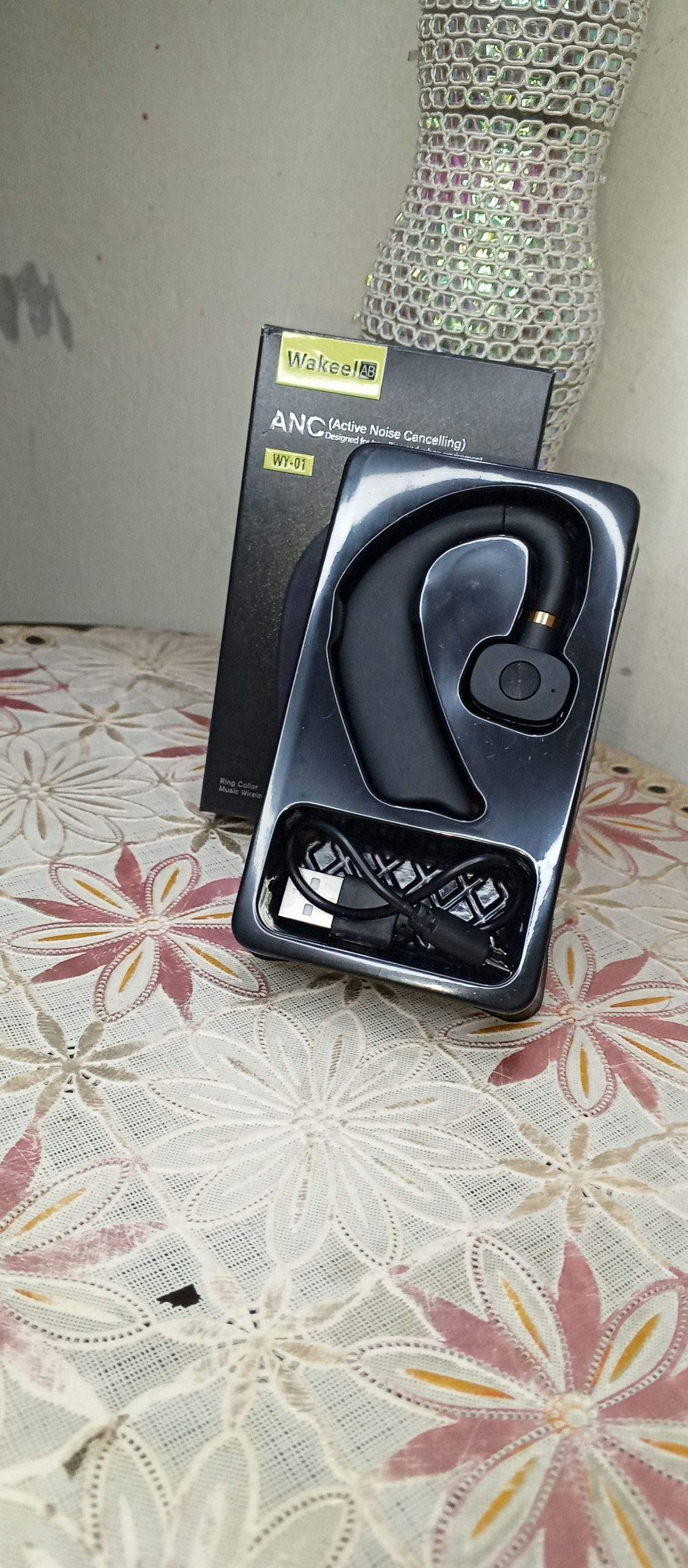 Best Bluetooth headphones delivery only Faisalabad by ali muzammail