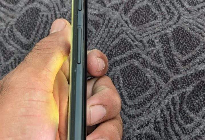 Pixel 3 And 4xl by Farhan Nazir
