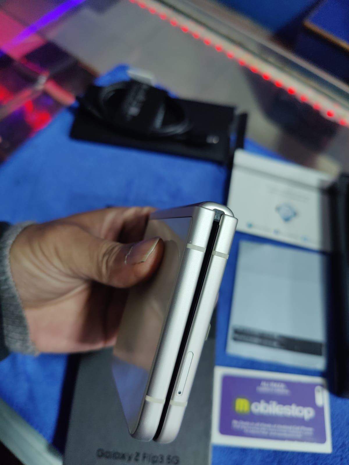 Samsung Z flip 3 official pta good condition front screen dot by Hassaan Rajpoot