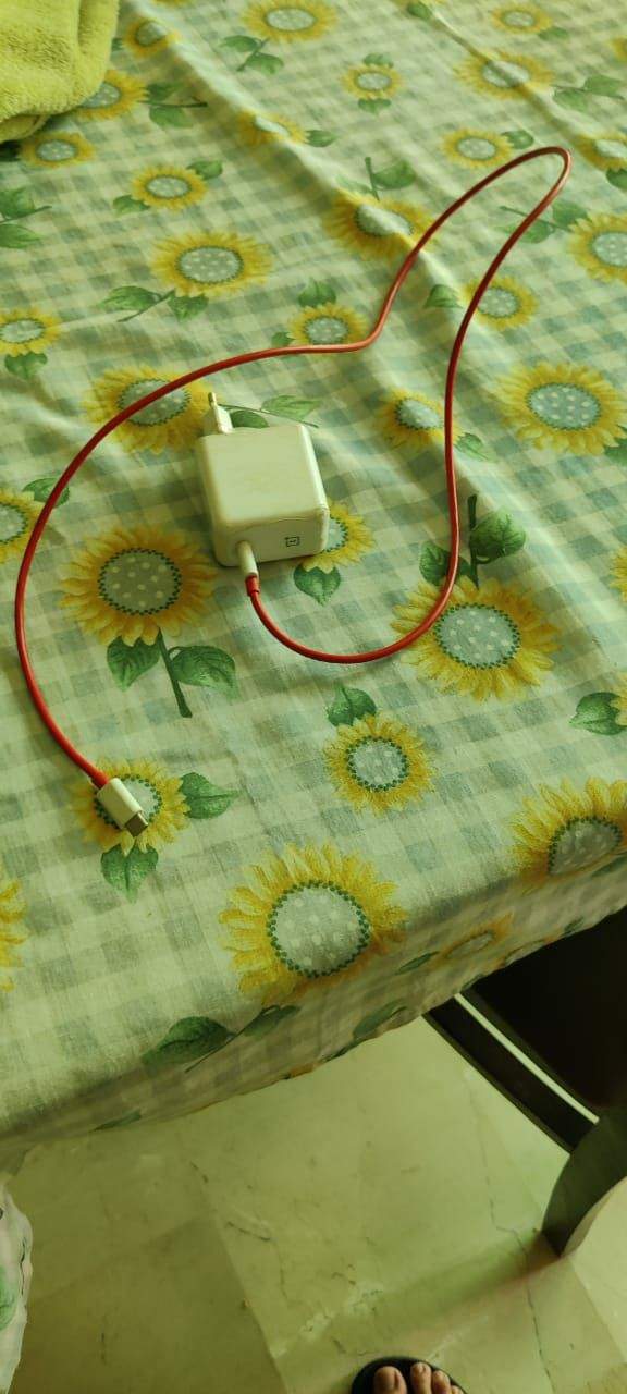 OnePlus 8T With Charger by Abu Bul