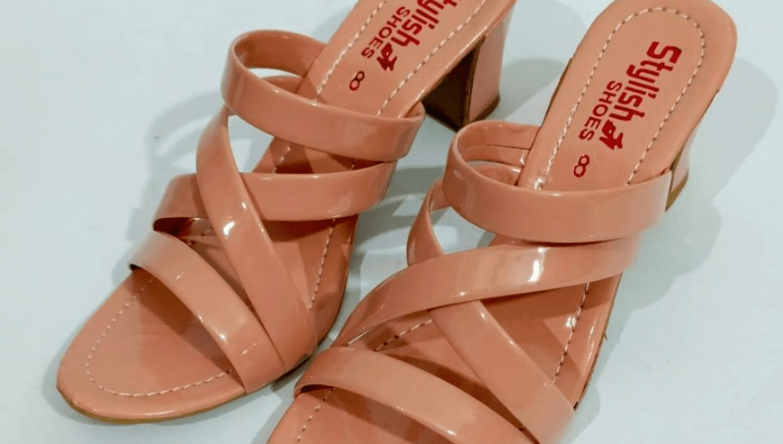 Womans Casual Heel shoes by Zohanali Ali