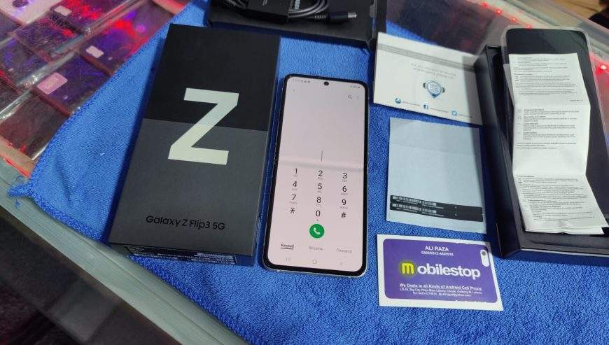 Samsung Z flip 3 official pta good condition front screen dot by Hassaan Rajpoot