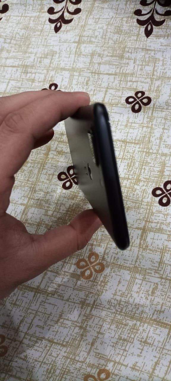 OnePlus 5T 6gb/64gb by Raja Bilal