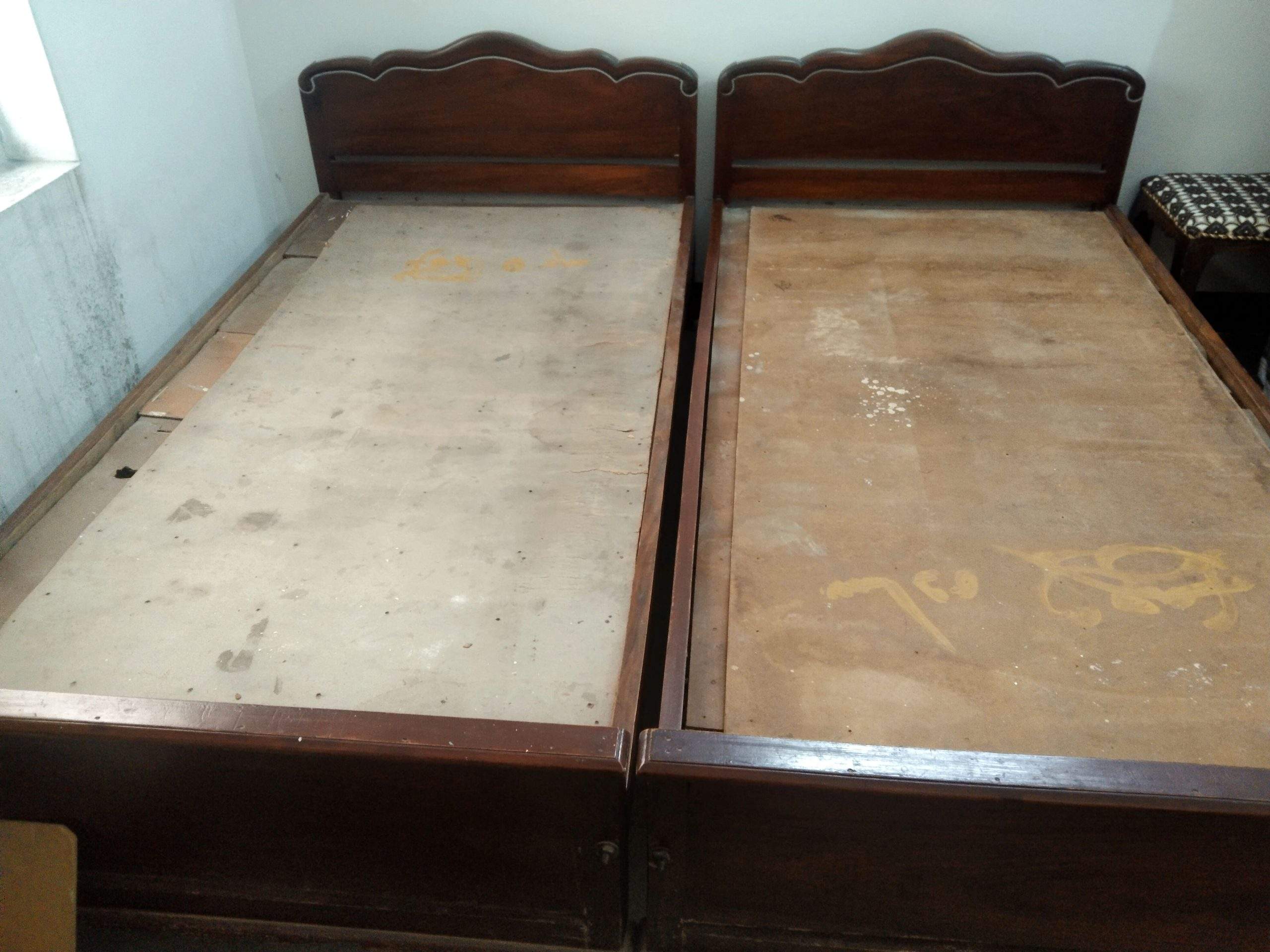 1 bed seat 2 bed 1 dressing table by usman atif