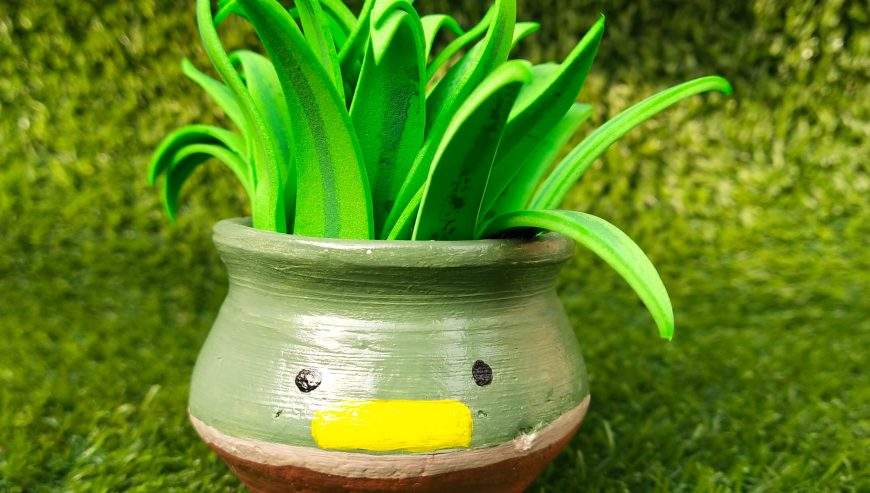 Cute matka planters by The Craft Buckett
