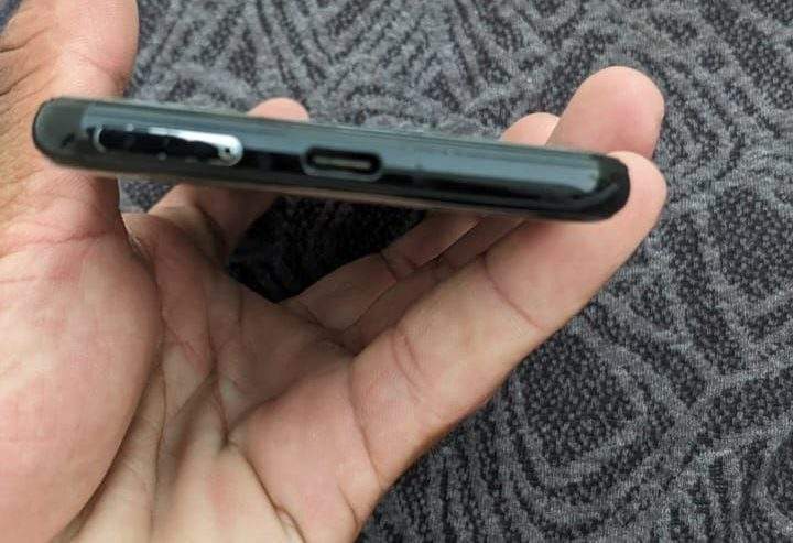 Pixel 3 And 4xl by Farhan Nazir