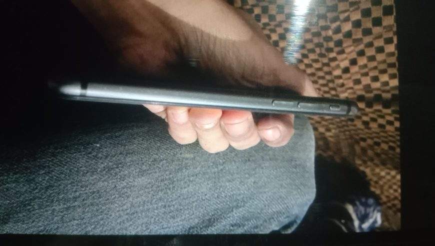 iPhone 8 bypass by Hammad Ahmad