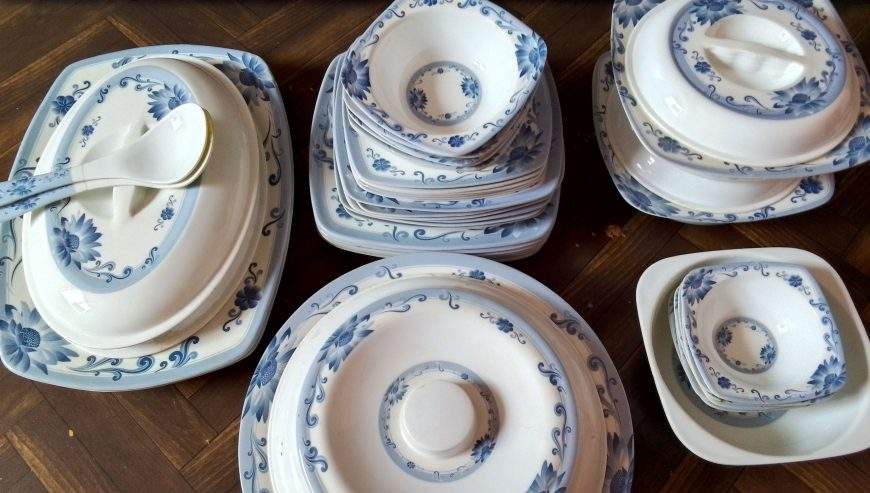 Dinner set 43 piece’s by Hina Uzair