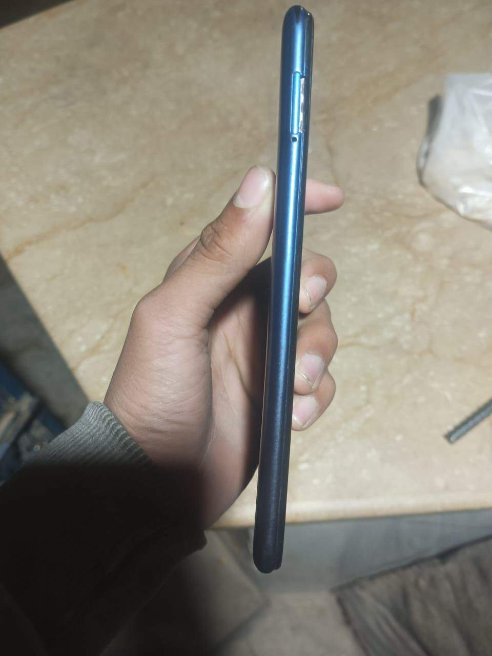 Infinix hot 9 urgent sale no box by Ravaid Malik