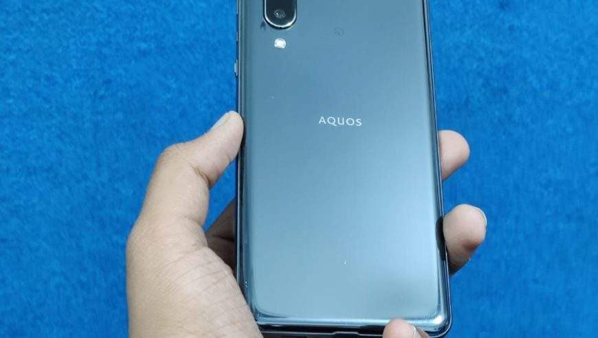 Sharp Aquos Zero2 . R 5g . zero 5G .sense 5G by Hassaan Rajpoot