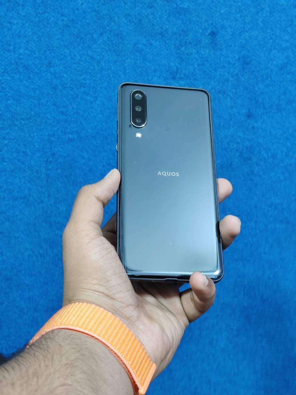 Sharp Aquos Zero2 . R 5g . zero 5G .sense 5G by Hassaan Rajpoot