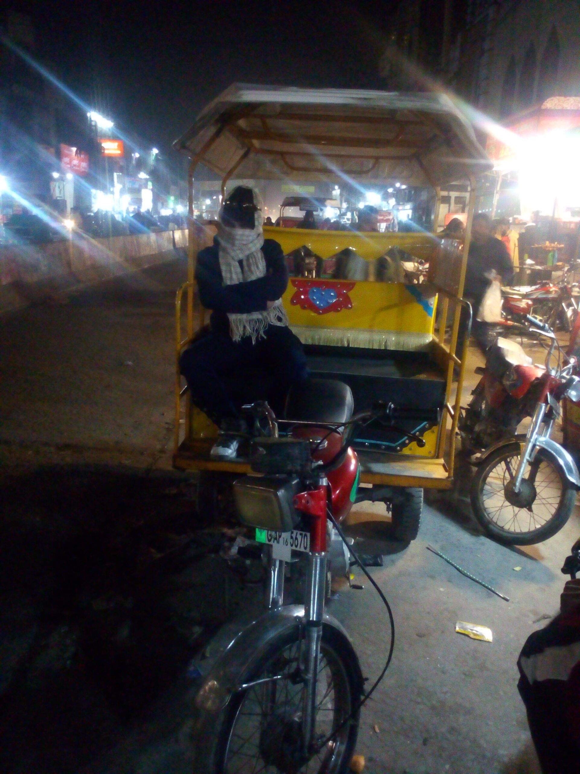 Mukmal clear ha gari ma na khud krwaya saab kaam es kay 1month phaly by Muhammad Numan