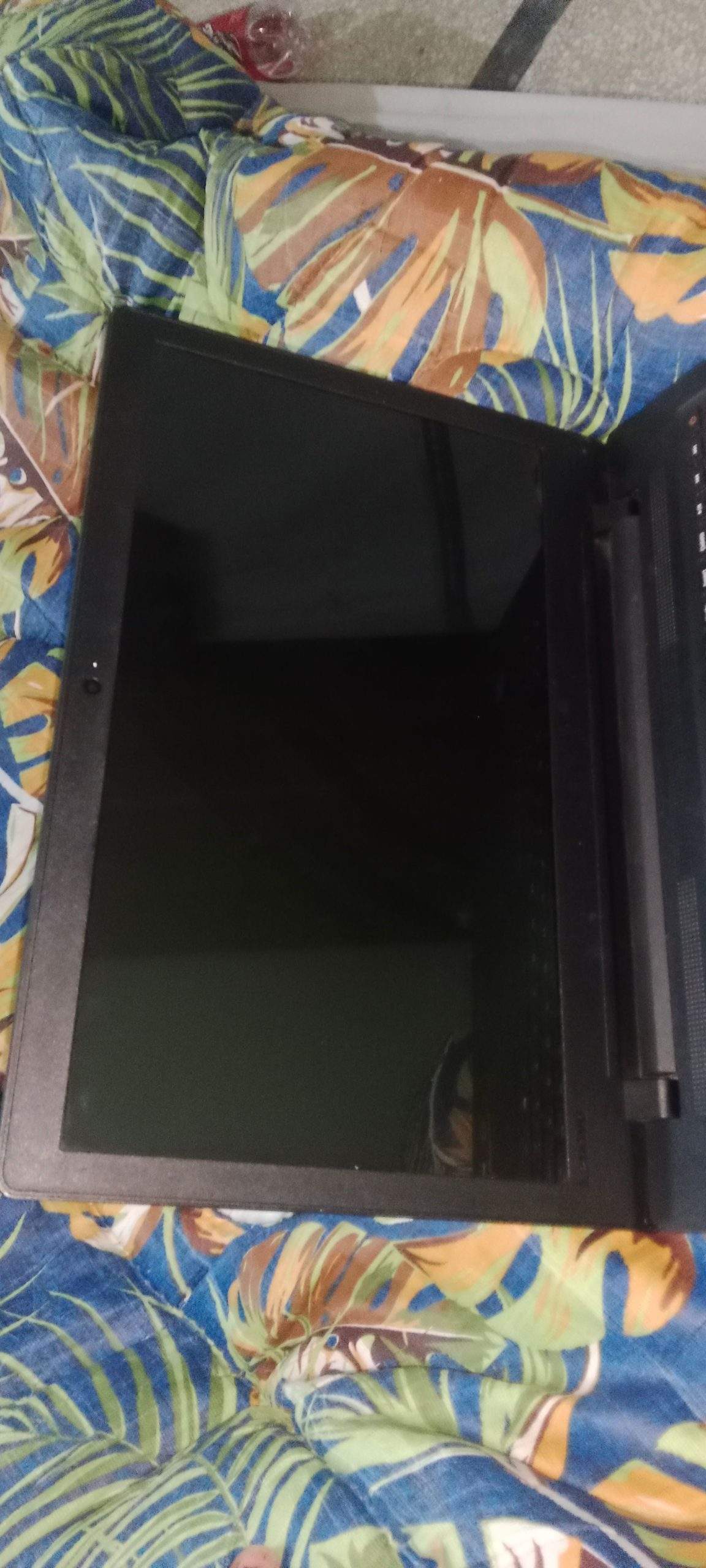 Lenovo 110 ideapad 4GB 500GB in throw away price by Knowledge upgraders