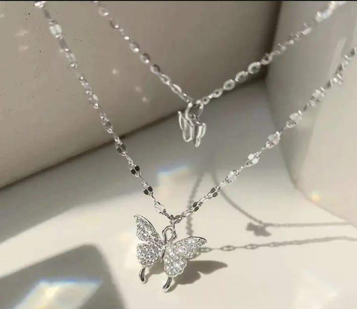 Necklace by Shopify bussiness