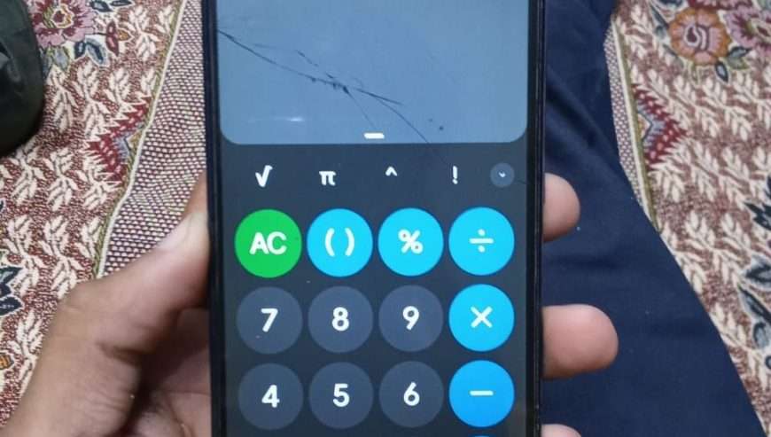 Exchange possible argent sell moto g play by Pakistan 786