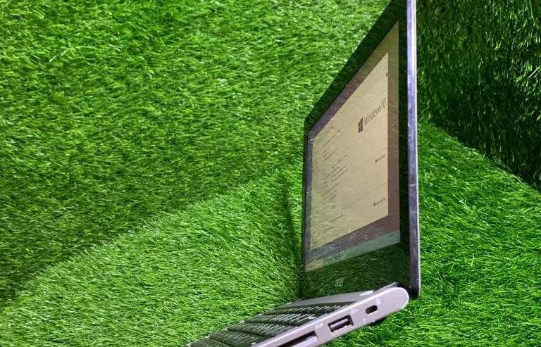 Acer C740 laptop by Ali raza shah