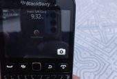 BlackBerry 9720 curve by ali Mughalz