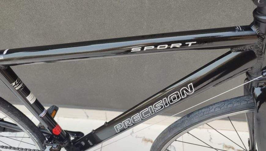 Precision Sports Japanese Hybrid bike by ali Mughalz