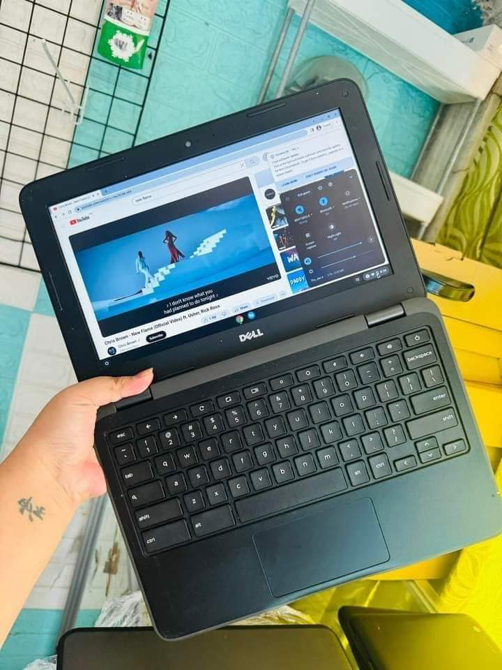 Chrome book dell touch and windows and android also by muzammil shah