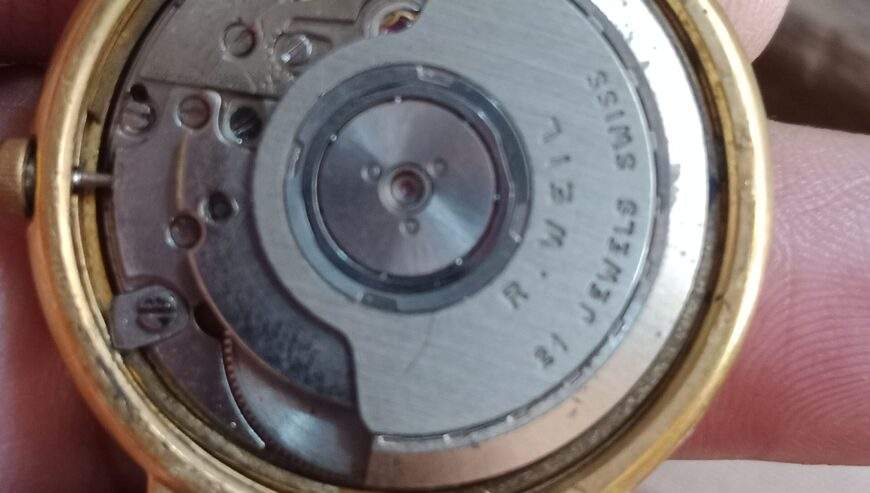 Watch for sale by professional Buisnessman
