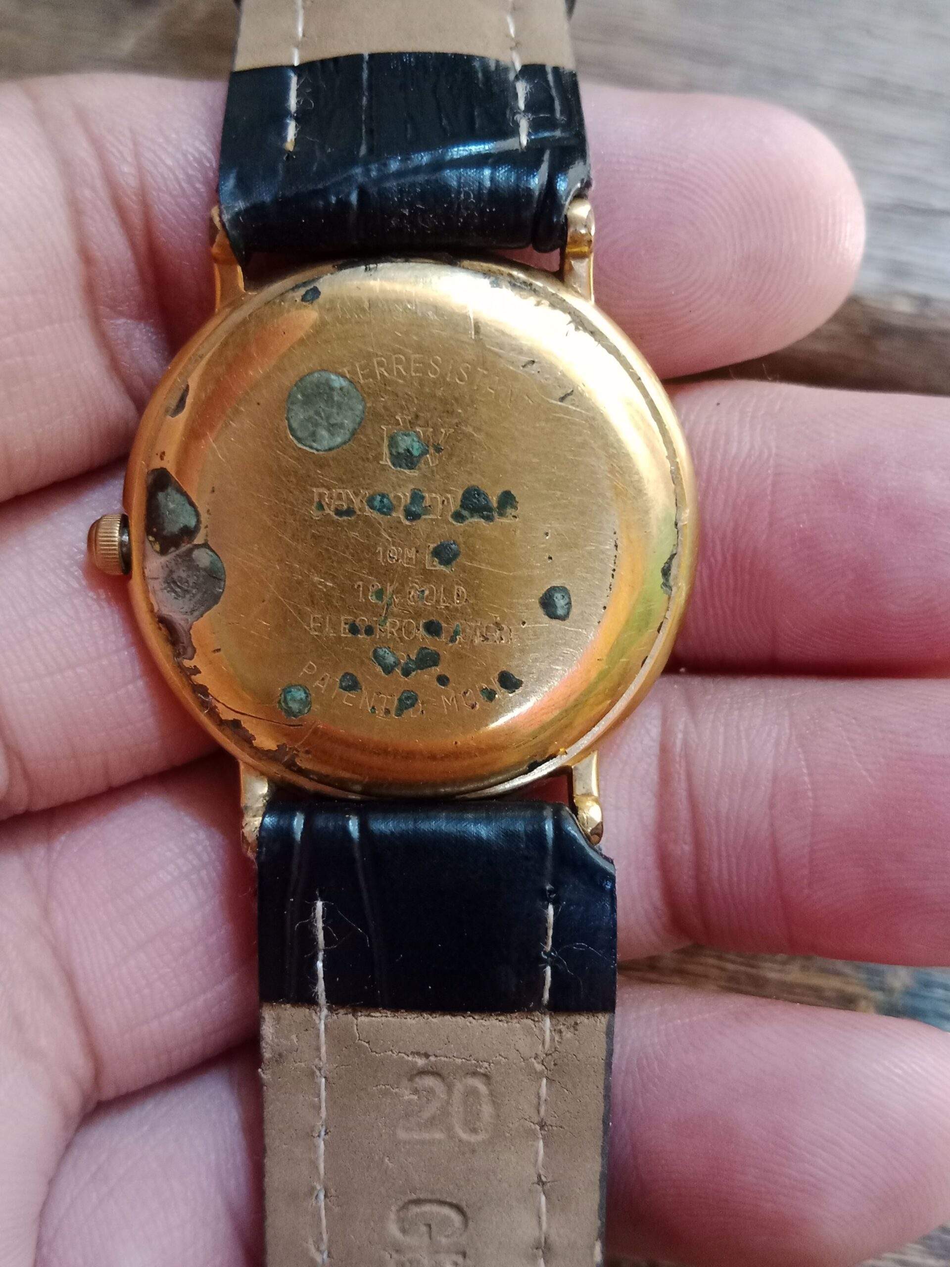 Watch for sale by professional Buisnessman