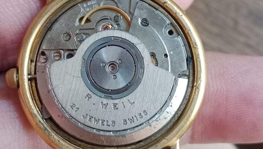 Watch for sale by professional Buisnessman