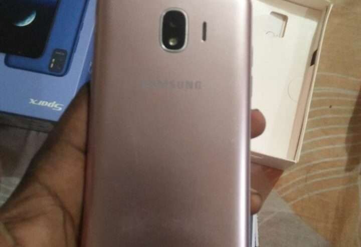 Samsung j2pro Pta Approved Dual Sim 4G Mobile with box charger…. 10/
