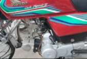 Honda CD70cc bick argent for sell engan file ok whtsap03482443153