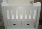 Baby cot