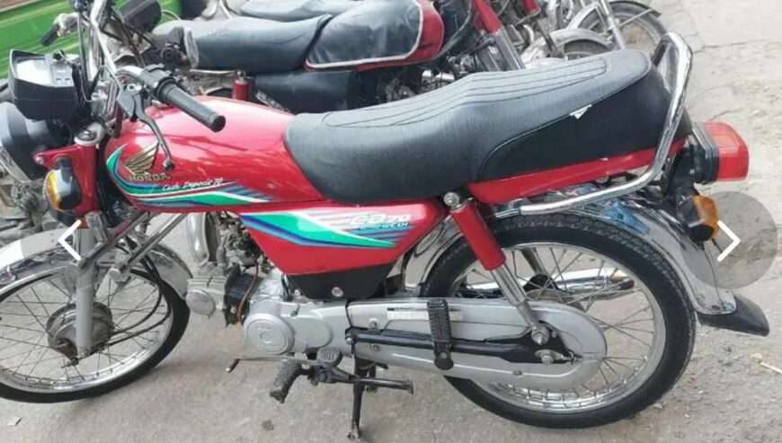 Honda CD70cc bick argent for sell engan file ok whtsap03482443153