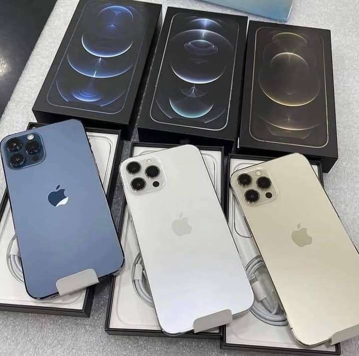 i Phone 8plus, 11,12,13,14,15 pro max on instalment Whatsap 3062623924
