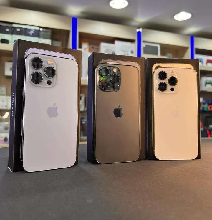 i Phone 8plus, 11,12,13,14,15 pro max on instalment Whatsap 3062623924