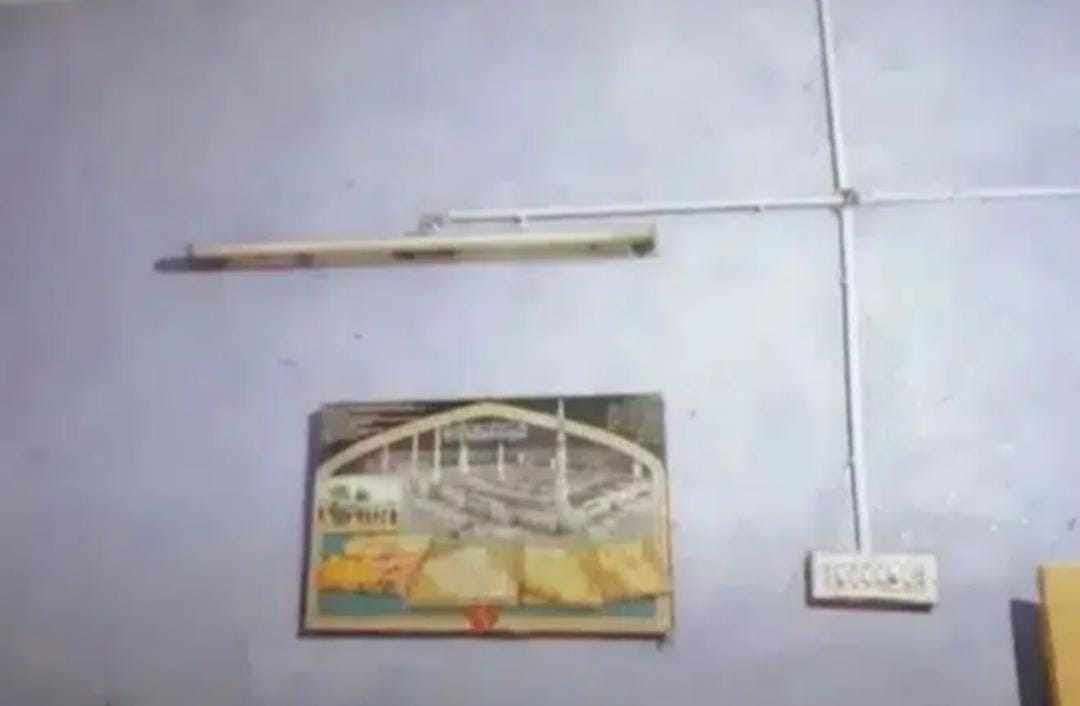 HOUSE ON STAMP 4.5 MARLA ONLY IN 70 LAC